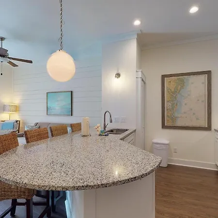 Queen Suite @ 400 Ocean Suites St. Simons Island Exterior photo