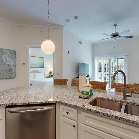 Queen Suite @ 400 Ocean Suites St. Simons Island Exterior photo