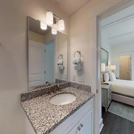 Queen Suite @ 400 Ocean Suites St. Simons Island Exterior photo